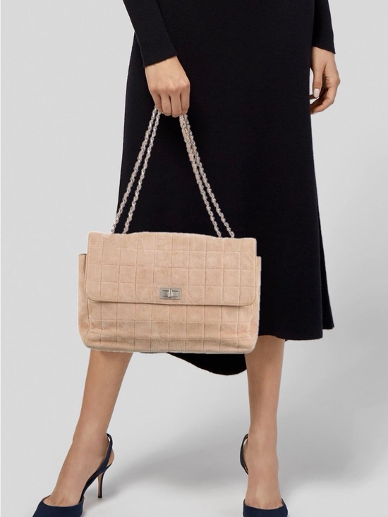 CHANEL Handbags - CHANEL suede chocolate bar in ballet pink/ nude